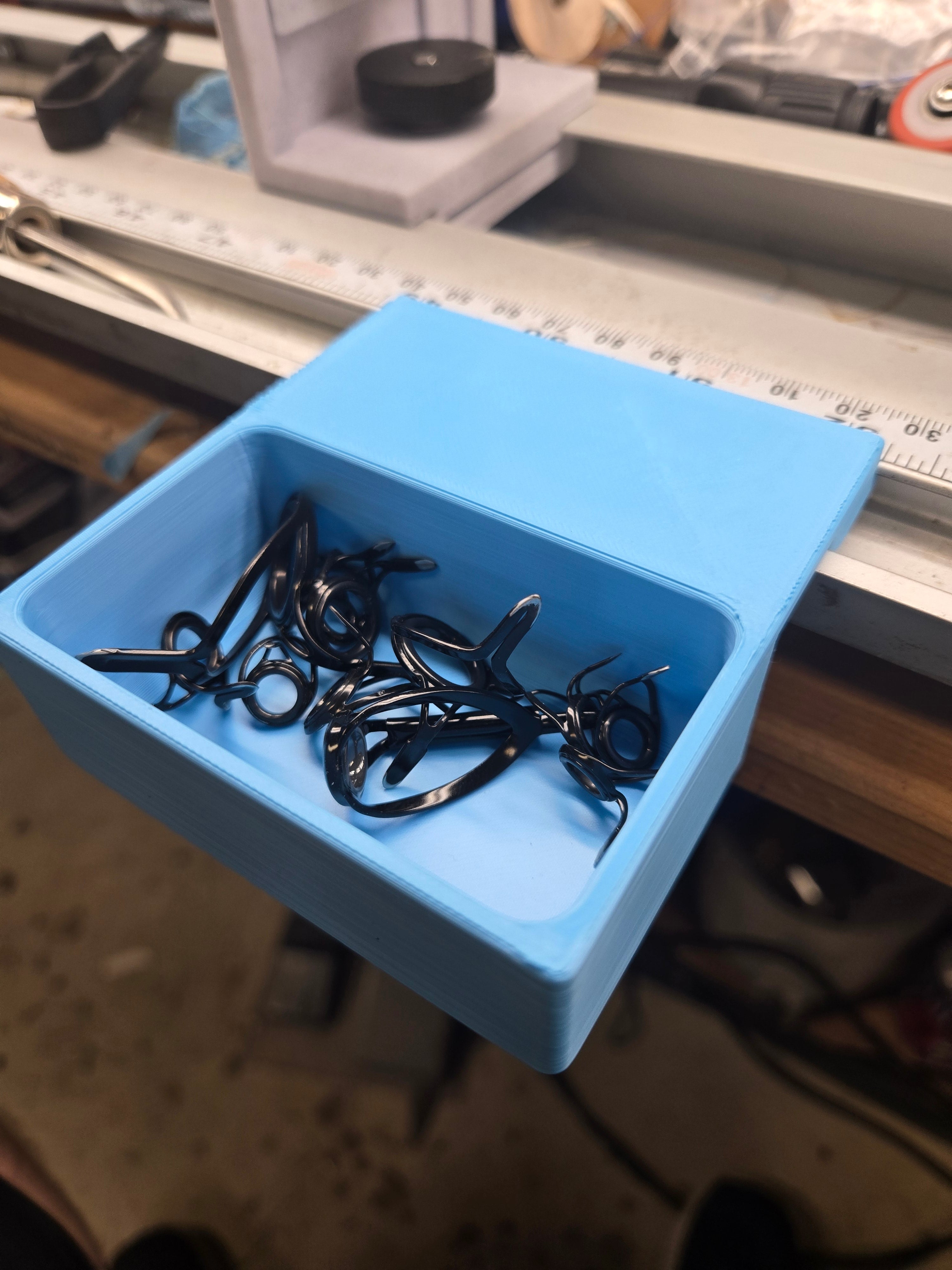 Clip in Tray