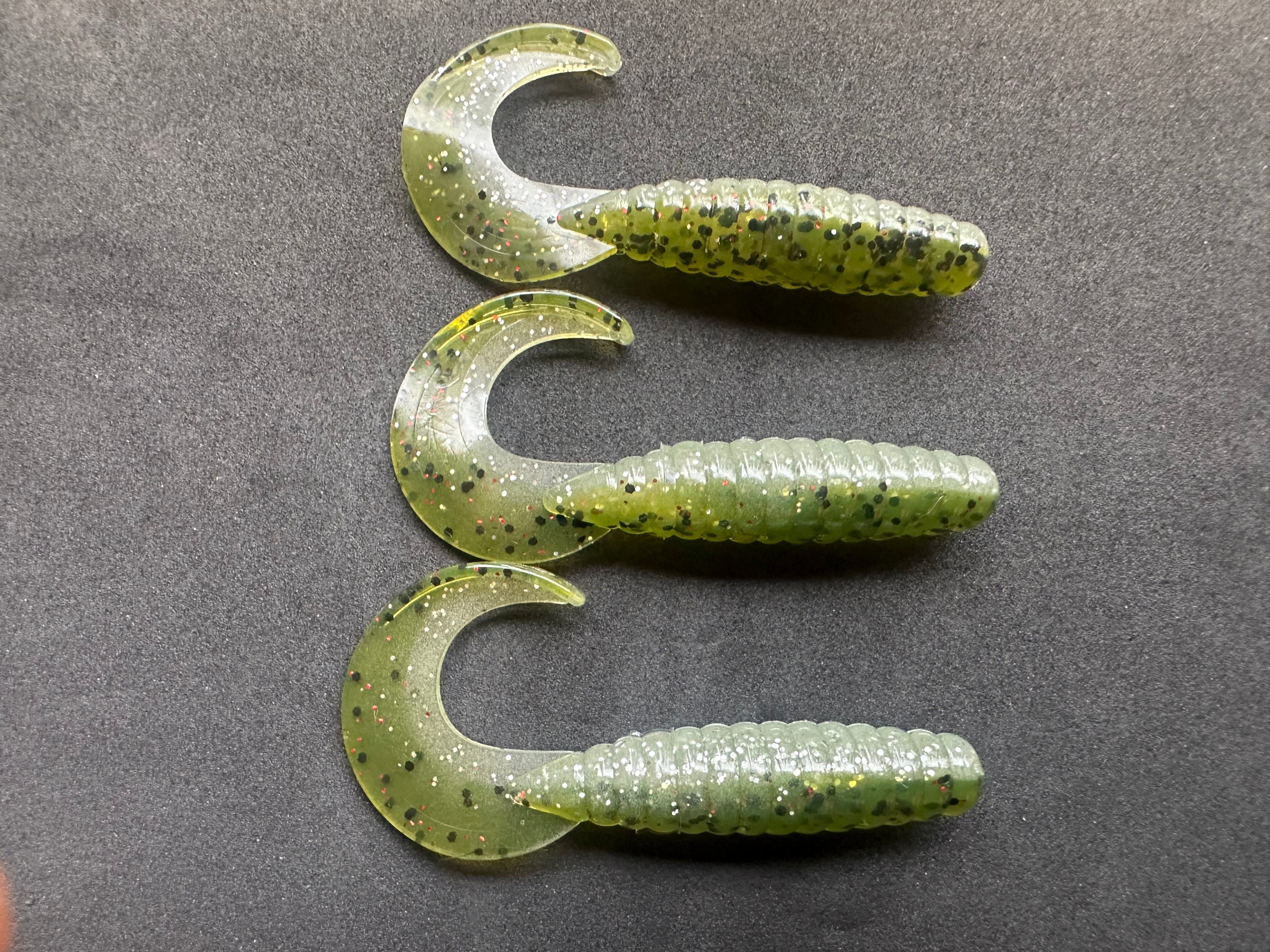 4" "Chicken OAC" Curly Tail (12 Pack)