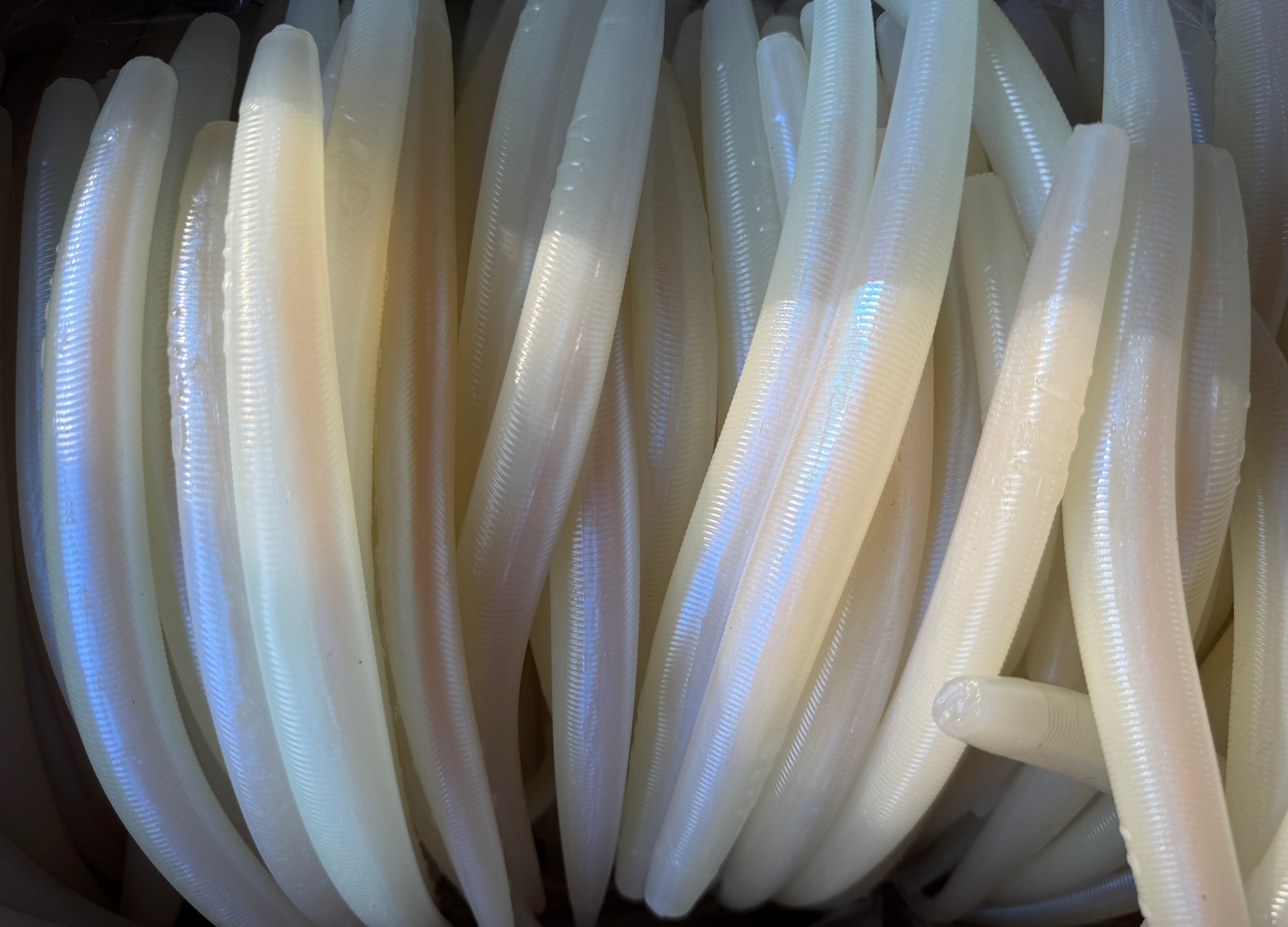 9" Glow/Pearl Eel - Single Bait