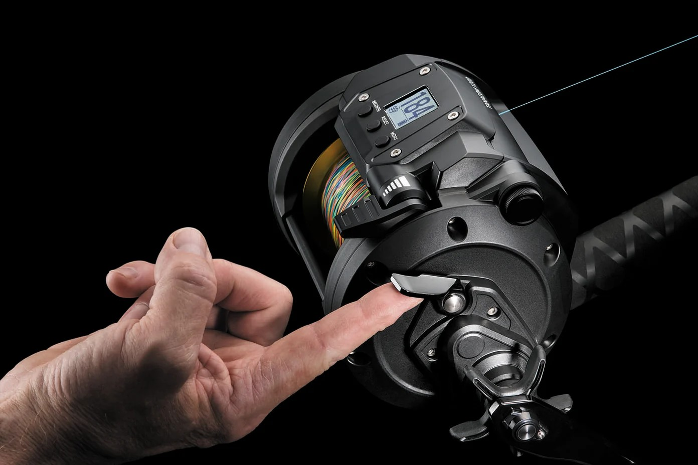 Daiwa Tanacom 1200 (RIGHT RETREIVE)