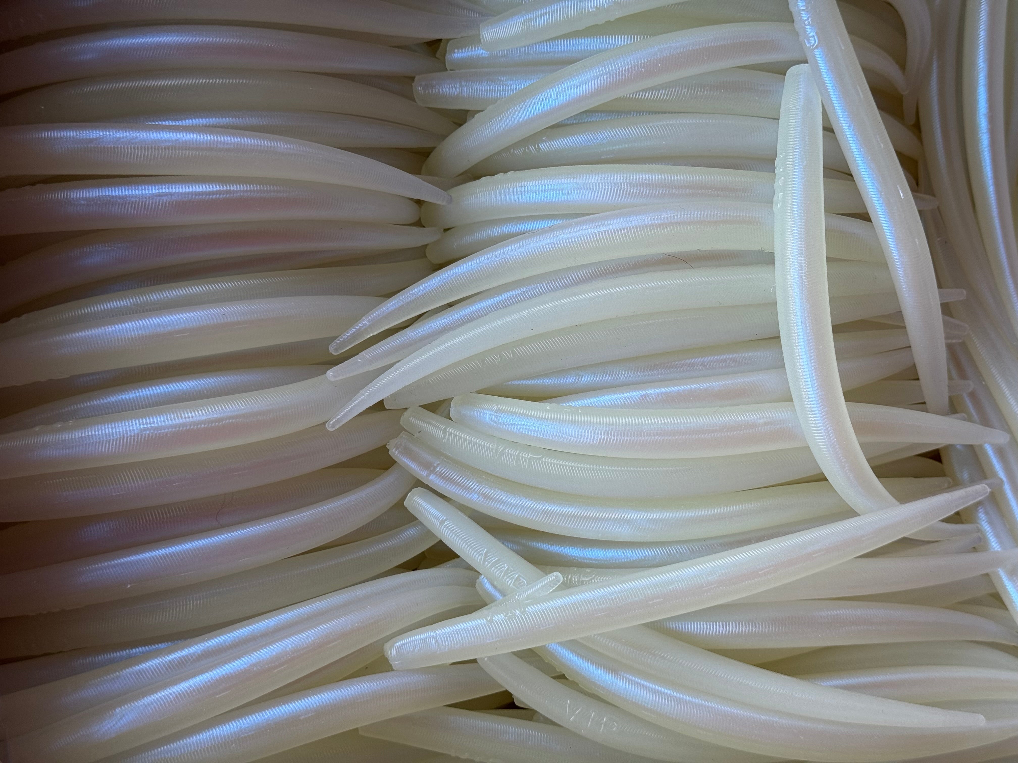 6"  Glow/Pearl Eel  (Single Bait)